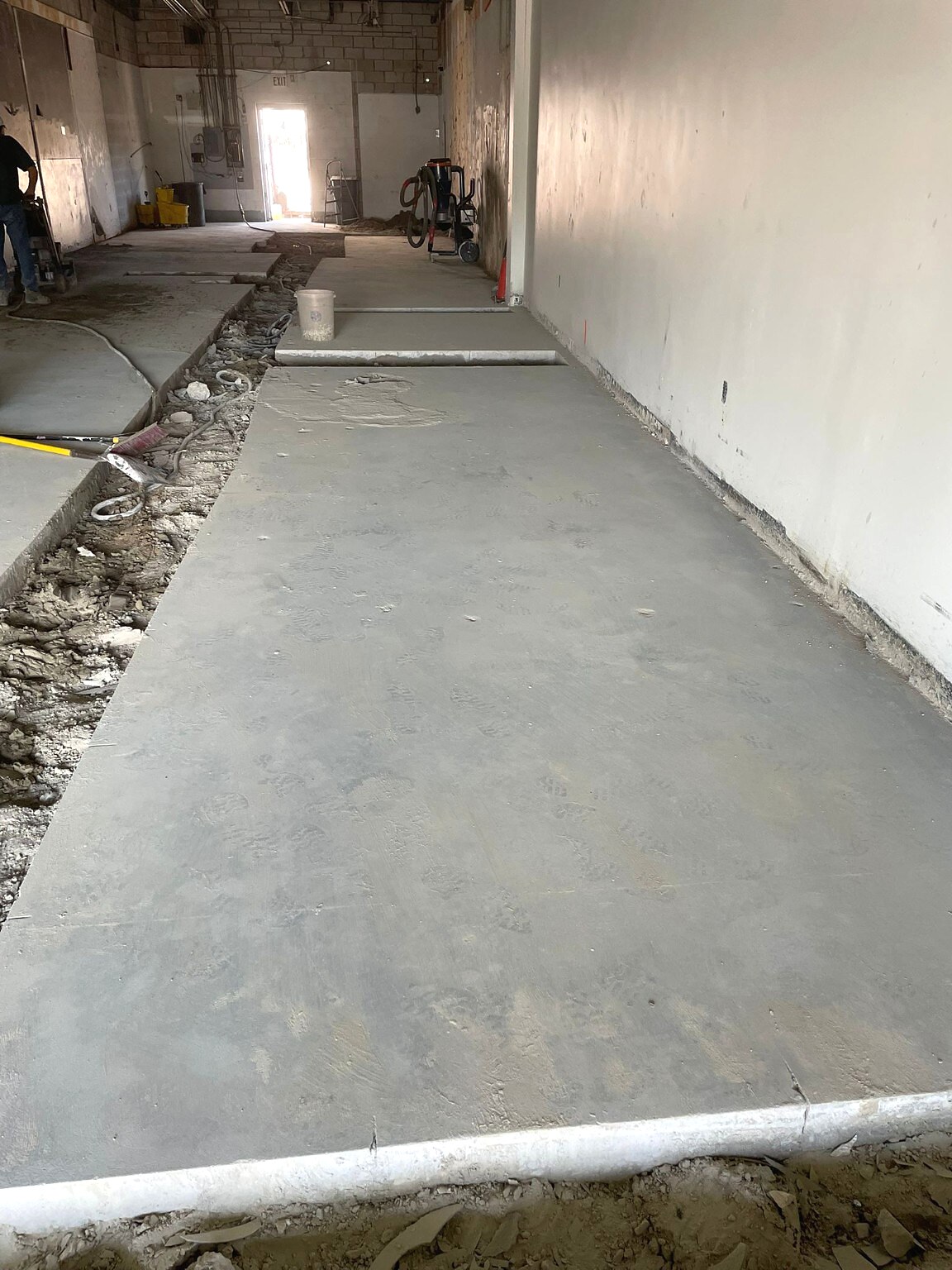 Interior concrete saw cutting and slab removal